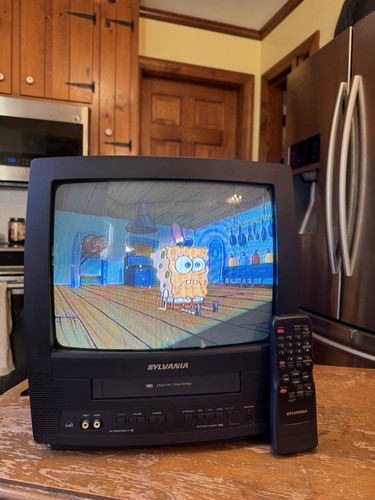 Sylvania src2213b crt - sylvania,