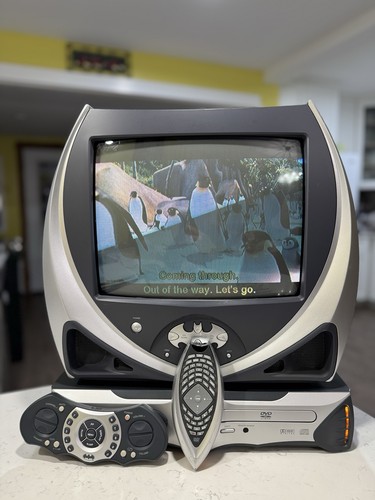 Batman crt dvd player - batman, 13"