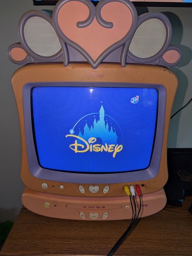 Disney princess pink purple - disney, pink/purple
