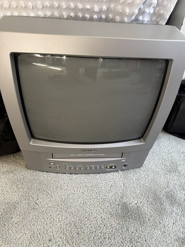 Vintage toshiba crt tv - toshiba,