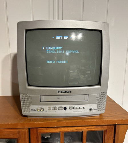 Sylvania crt built vcr - built-in,