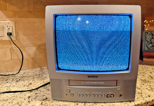 Toshiba crt vcr - vcr, combo