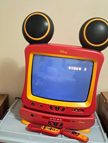 Disney mickey mouse - mouse, crt