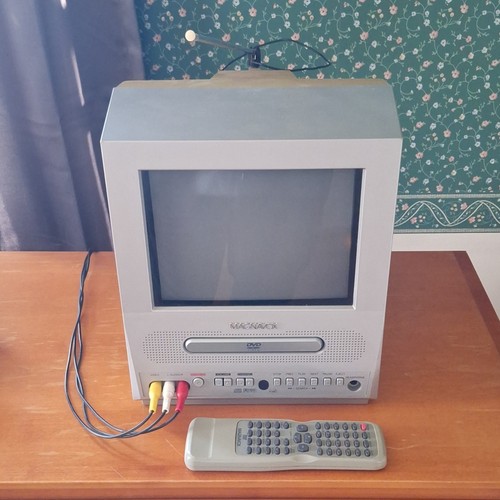 Magnavox crt with remote - magnavox, tv