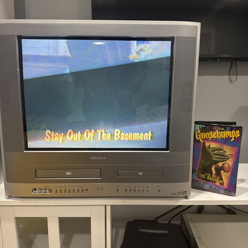 Toshiba crt vhs dvd - 20", tv/vhs/dvd